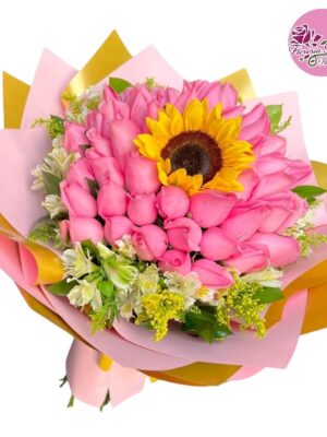 Ramo de 50 rosas y girasol