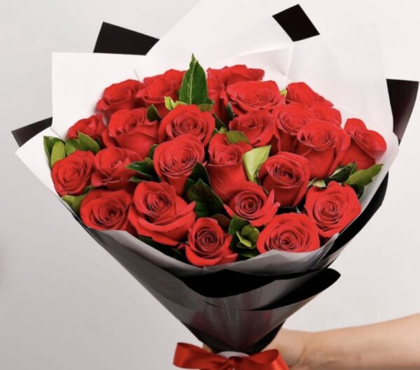 Bauquel 24 rosas rojas