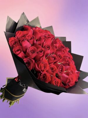 Ramo de 50 rosa rojas