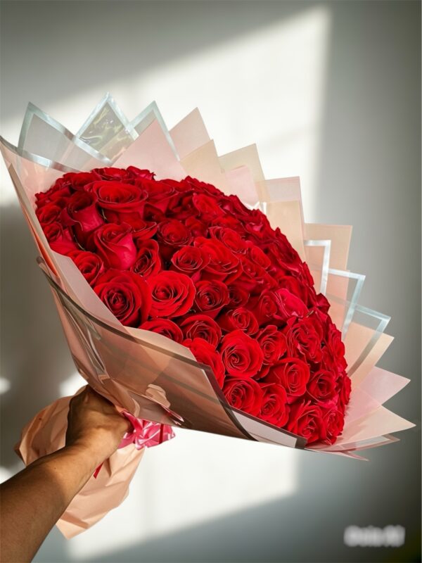 Ramo de 100 rosas rojas