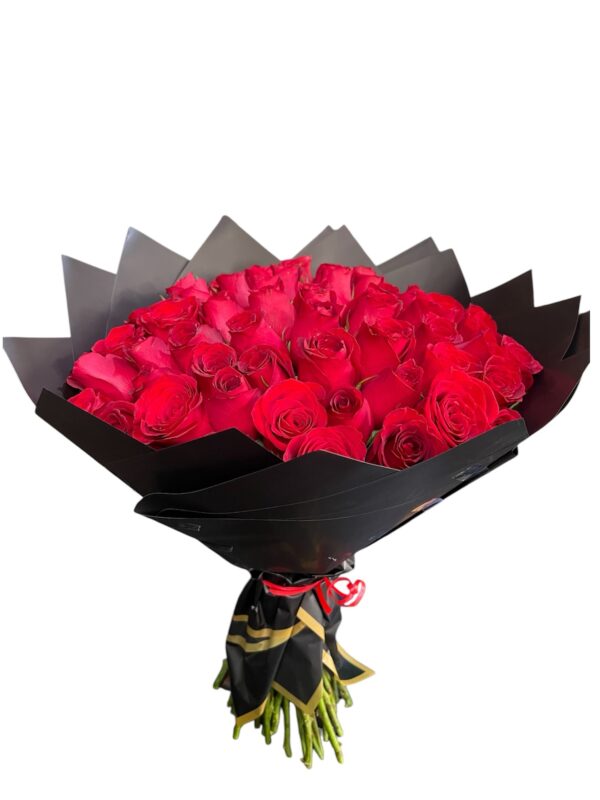 Ramo de 50 rosa rojas