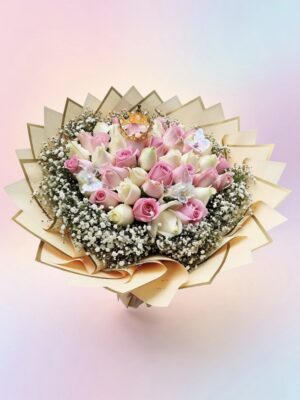 Ramo de rosa blanca y rosadas